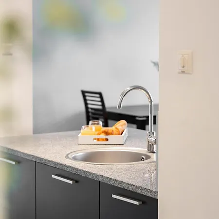 Przy Arkadia 2 Sypialnie Balkon Widok 8 Pietro Metro Gdanska Garaz Warsaw