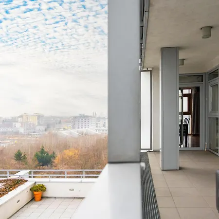 Apartmán Przy Arkadia 2 Sypialnie Balkon Widok 8 Pietro Metro Gdanska Garaz Varšava