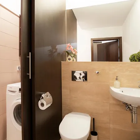 Przy Arkadia 2 Sypialnie Balkon Widok 8 Pietro Metro Gdanska Garaz Apartment *